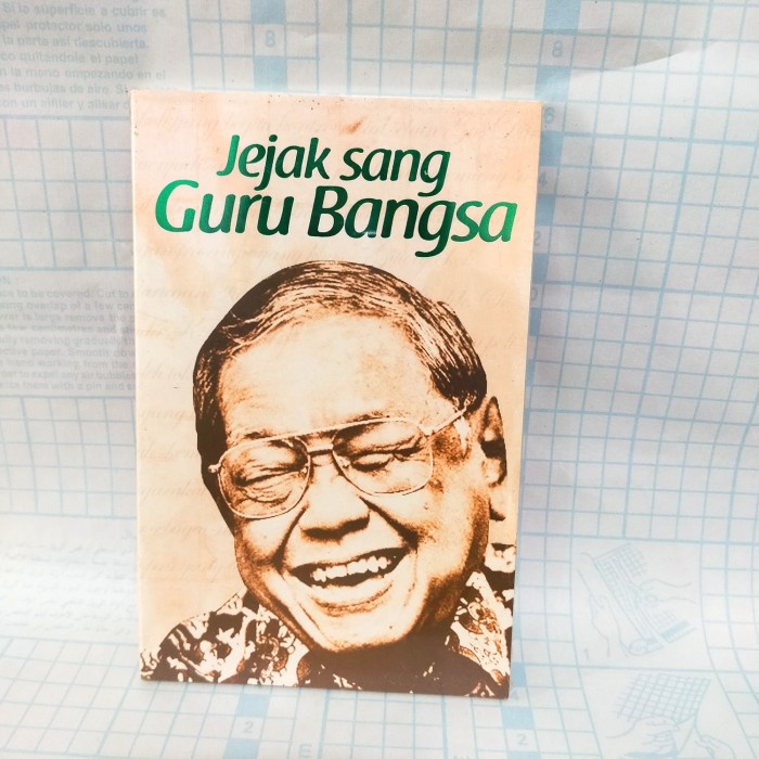 TERLARIS BUKU JEJAK SANG GURU BANGSA PENERBIT GALANG PUSTAKA