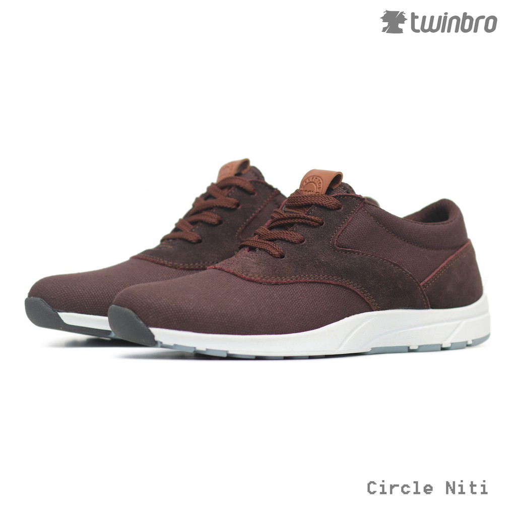 Sepatu Sneakers Cowok Circle Niti Brown, Black & Navy