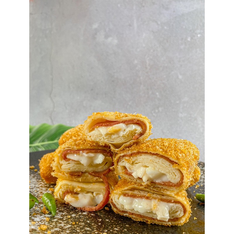 

Risoles Smoked Beef isi 5pcs