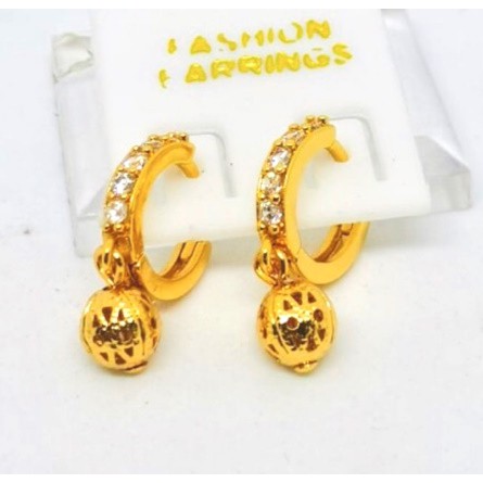 Anting wanita //anting klip koncer//anting permata //perhiasan //anting lapis emas