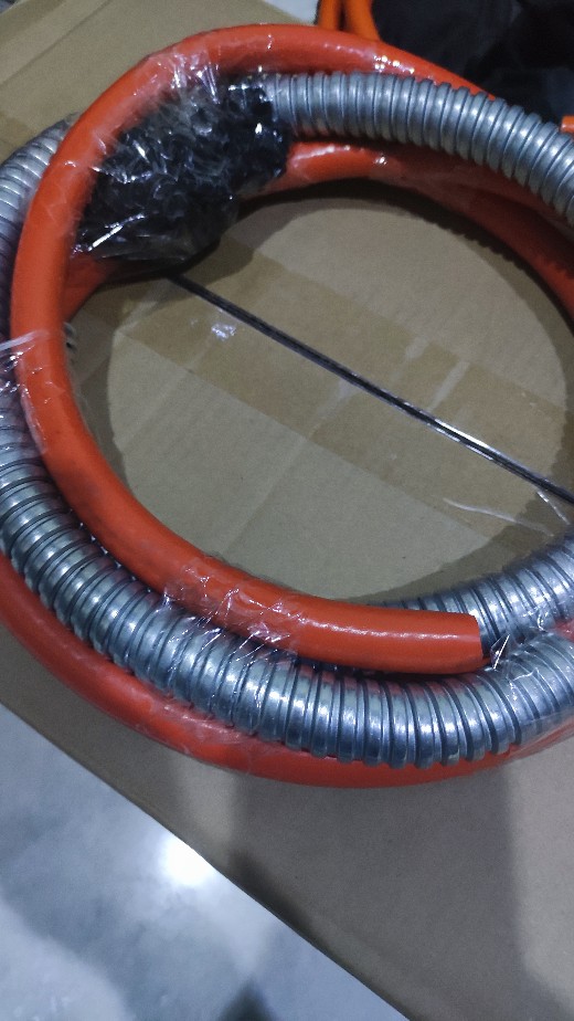 Pelindung Selang Gas Stainless Meteran Selongsong Selang