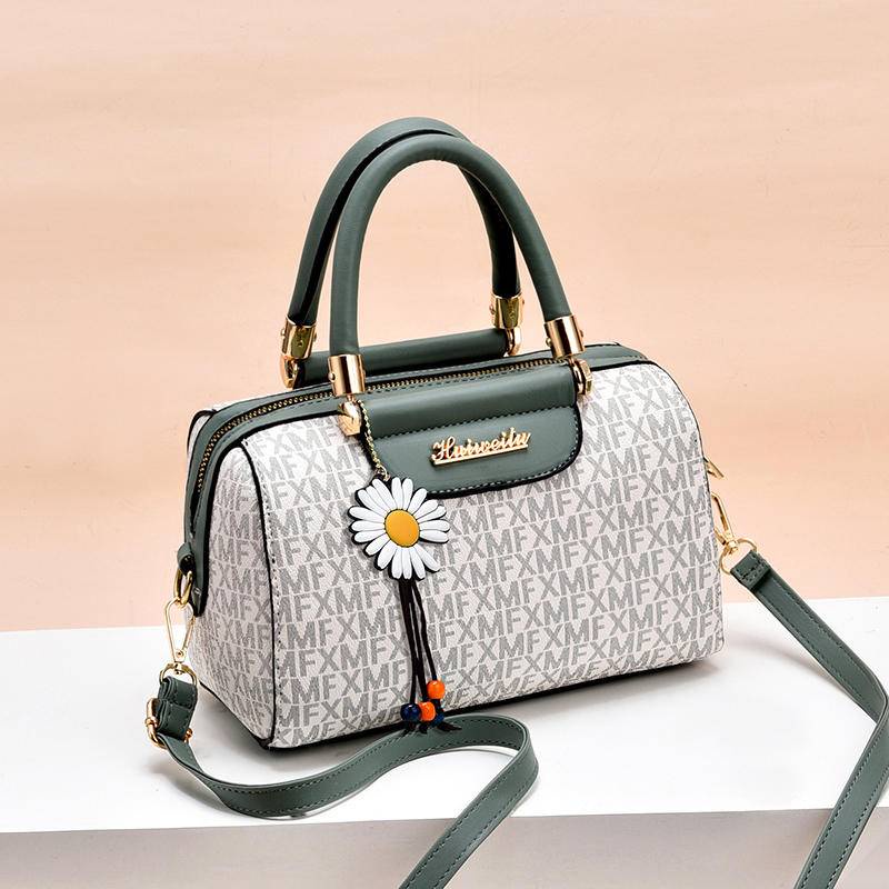 Tas Wanita 2021 Trendi / Tas Bantal bahu / tas korea style kekinian