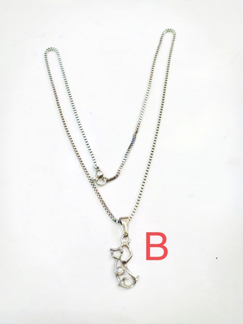 Kalung titanium / kalung satu set leontin  cocok untuk pria dan wanita