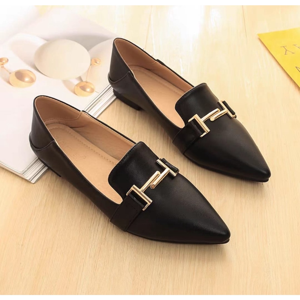 HM 16 FLATSHOES WANITA QUILLA