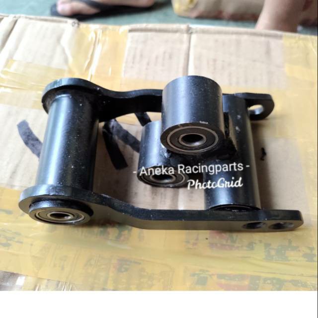 Unitrack crf 150 pemundur shock crf 150 / peninggi shock belakang crf 150