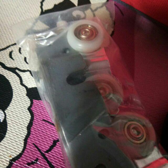 Roda Nilon Untuk Rel Gantung Pintu Geser / Sliding