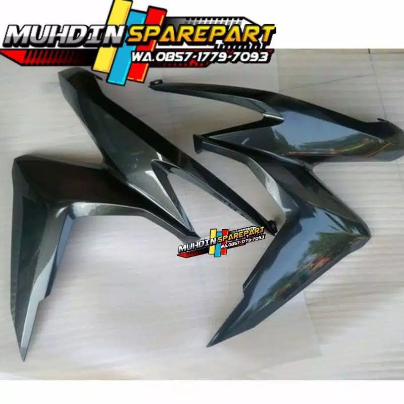 Sayap Samping kap depan Vario New 125 150 Kanan kiri warna Grey abu abu