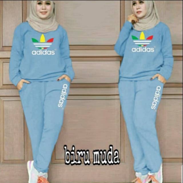 Baju muslim setelan training adidas / baju olah raga wanita