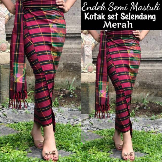 Kamen Bali grosir  Kamen Bali Endek Semi Mastuli Kotak Set Selendang Merah Oleh Oleh Bali