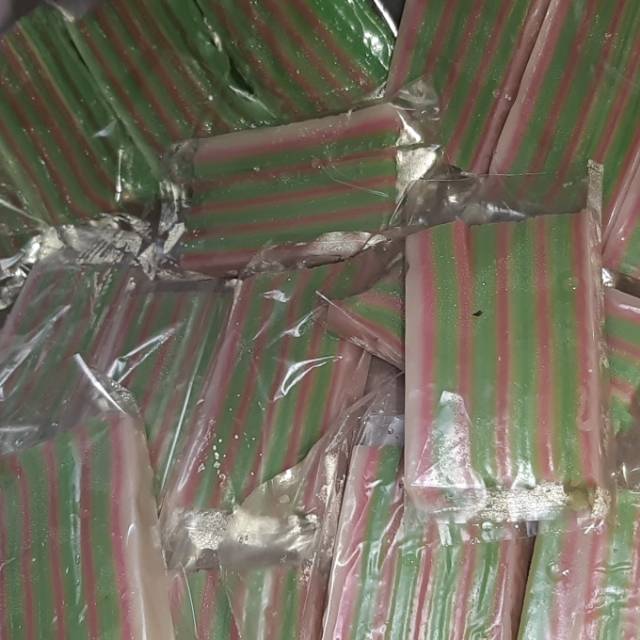 

Lapis tepung beras enakkkk