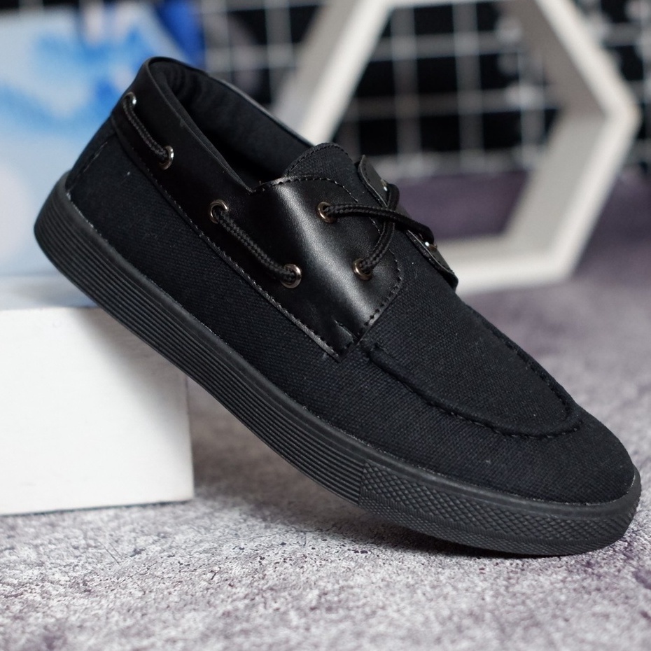 Sepatu Casual Kasual Pria Original Branded Sepatu Kerja Sepatu Sekolah Sepatu Kuliah Cowo/Cowok Keren Trendy Formal Stylish Nyaman Ringan Kekinian