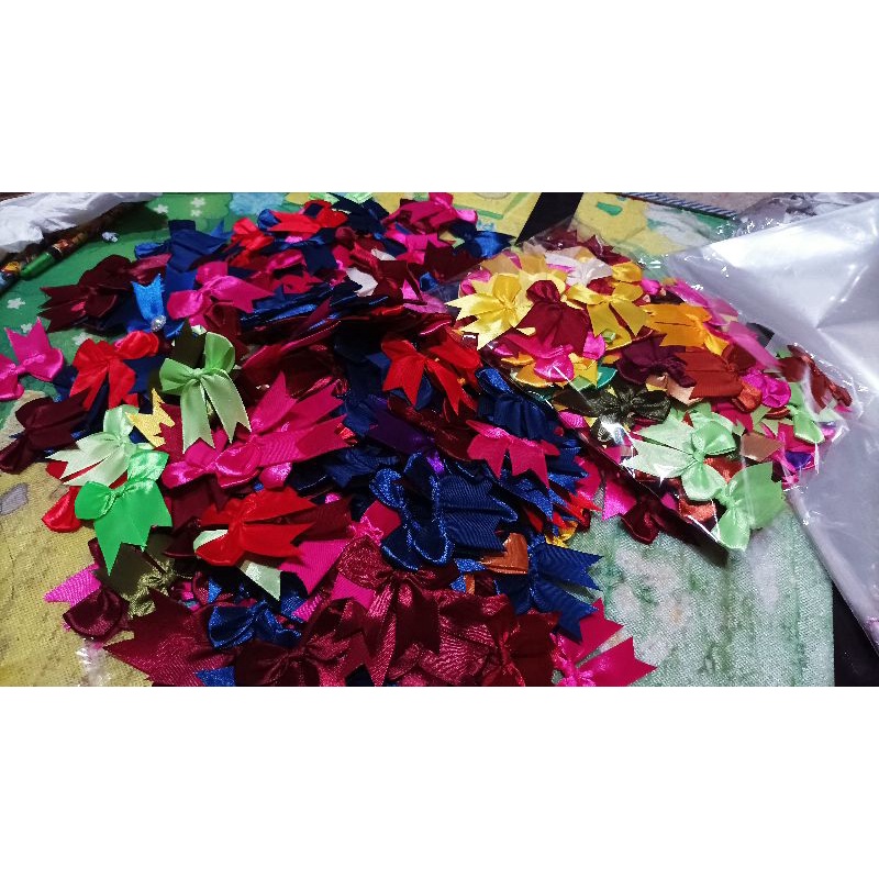 

pita souvenir mix warna