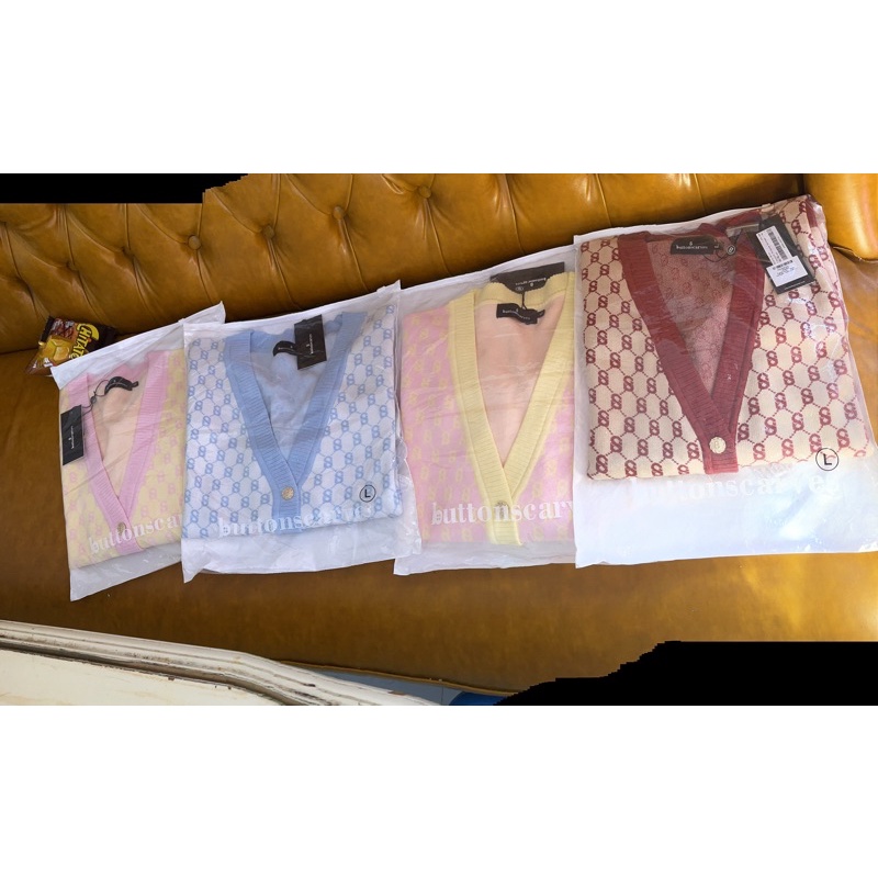 signature monogram cardi lollipop bubble candy L buttonscarves x benang jarum