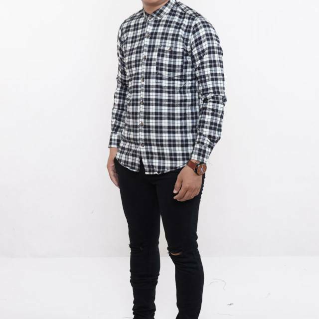 YB KEMEJA FLANEL PRIA MOTIF KOTAK LENGAN PANJANG MODEL SLIM FIT LONG SLEEVE WHITE LIST BLACK