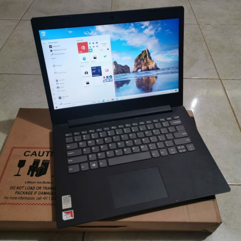 Laptop Lenovo V145 Amd A4-9125 Gen 7 Amd Radeon R3 Ram 4GB HDD 500GB Windows 10 Siap Gaming