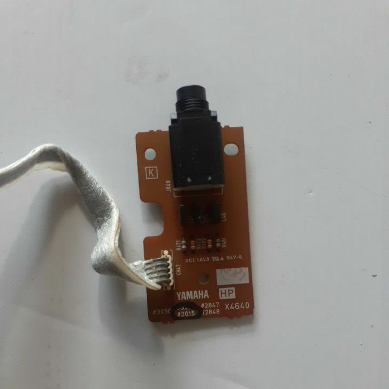 Jeack inpute keyboard erpone dan piano yamaha