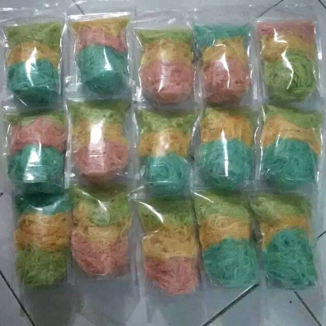 

Arumanis rambut nenek kemasan pouch mix rasa 50grm