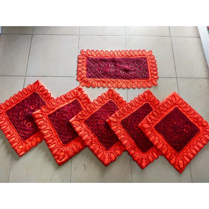 Sarung Bantal Kursi Sulam Usus