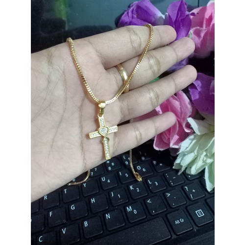 Kalung salib permata xuping lapis emas