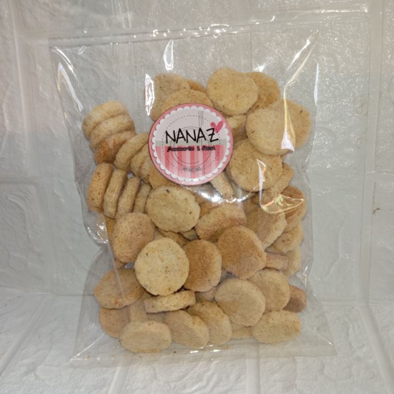 

Kue Sagon