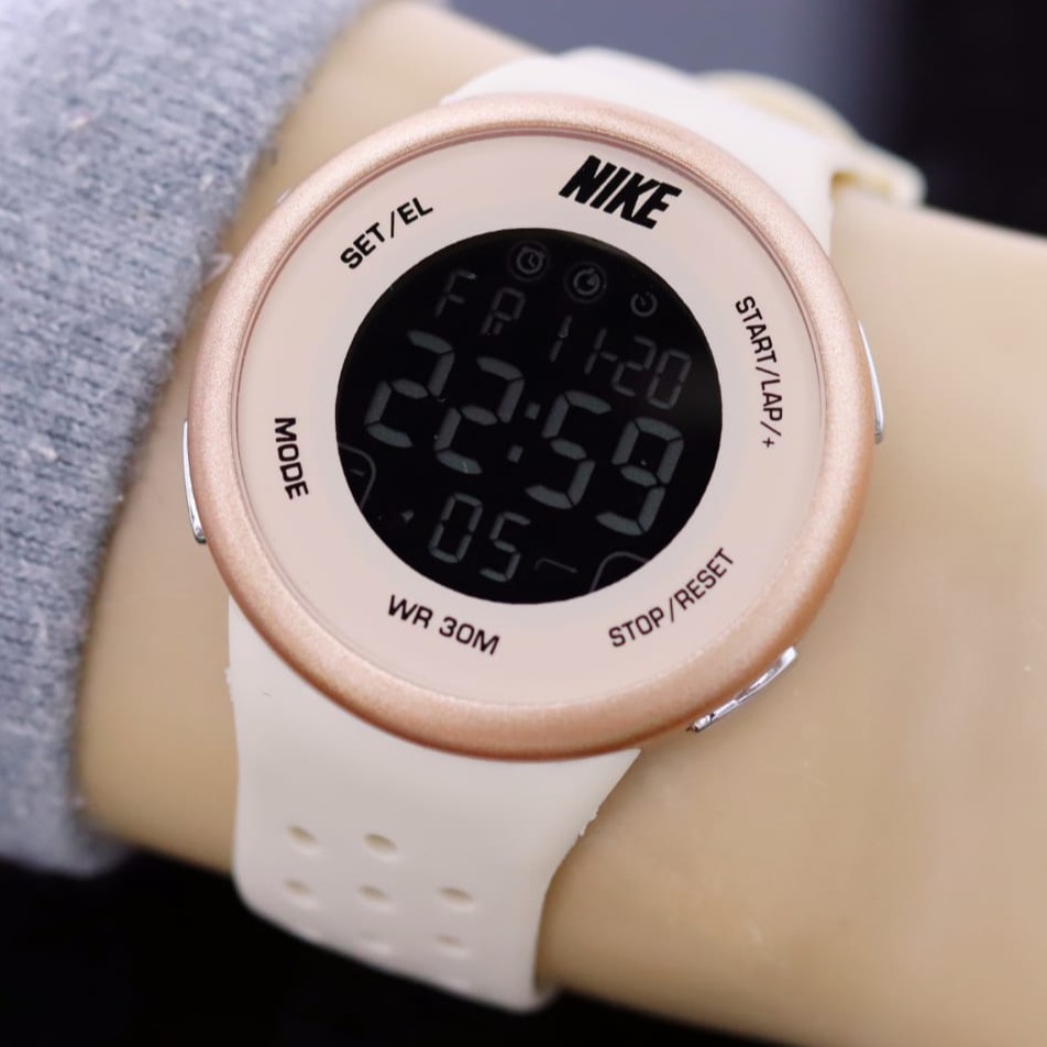 JAM TANGAN PRIA NIKE RUBBER BULAT DIGITAL DIAMETER 4,5 CM (ADA 7 WARNA)