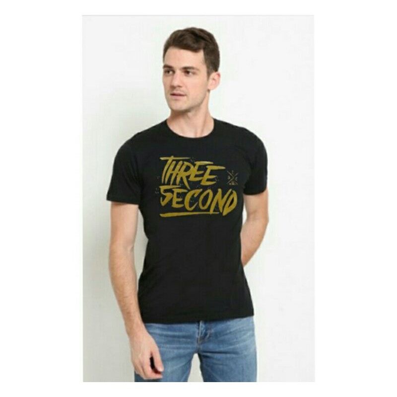 Kaos pria lengan pendek THREE SECOND hitam