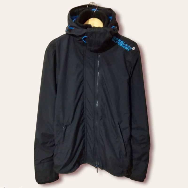 JAKET SUPERDRY WINDCHEATER