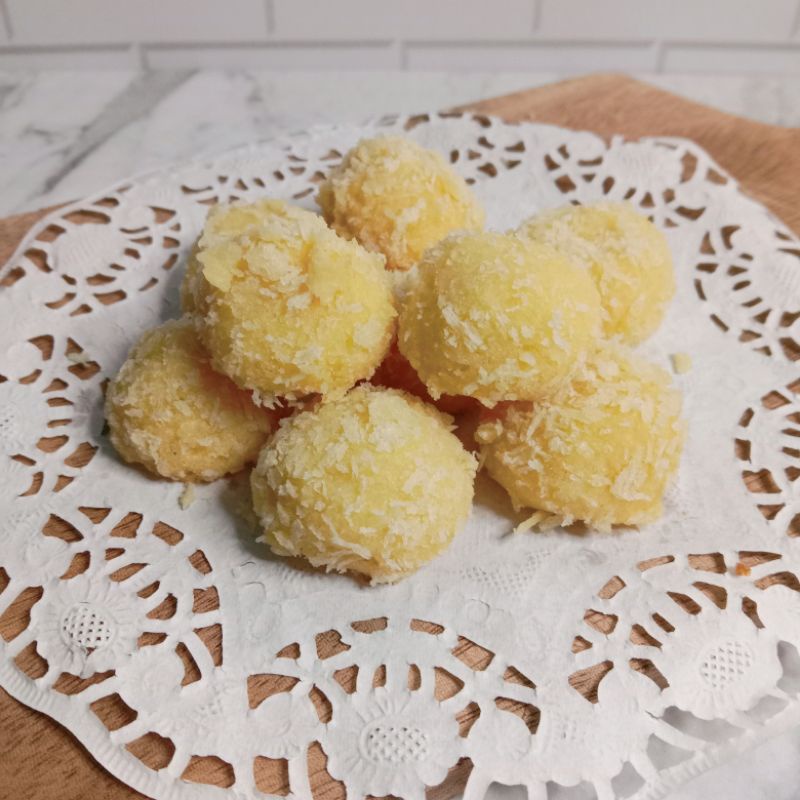 

Kue Mandi/Janda Genit (Kue Kering untuk Lebaran atau Camilan)