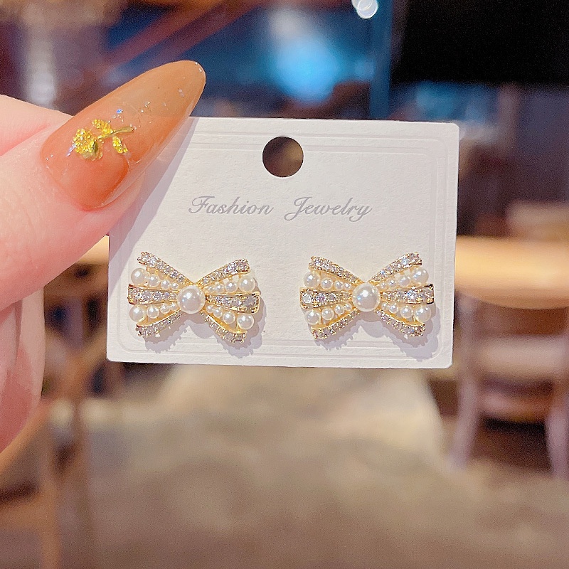 Anting Stud Desain Pita Aksen Berlian Bahan S925 Silver Needle Gaya Korea