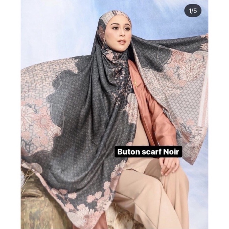 SALE BUTON SCARF WEARING KLAMBY NOIR
