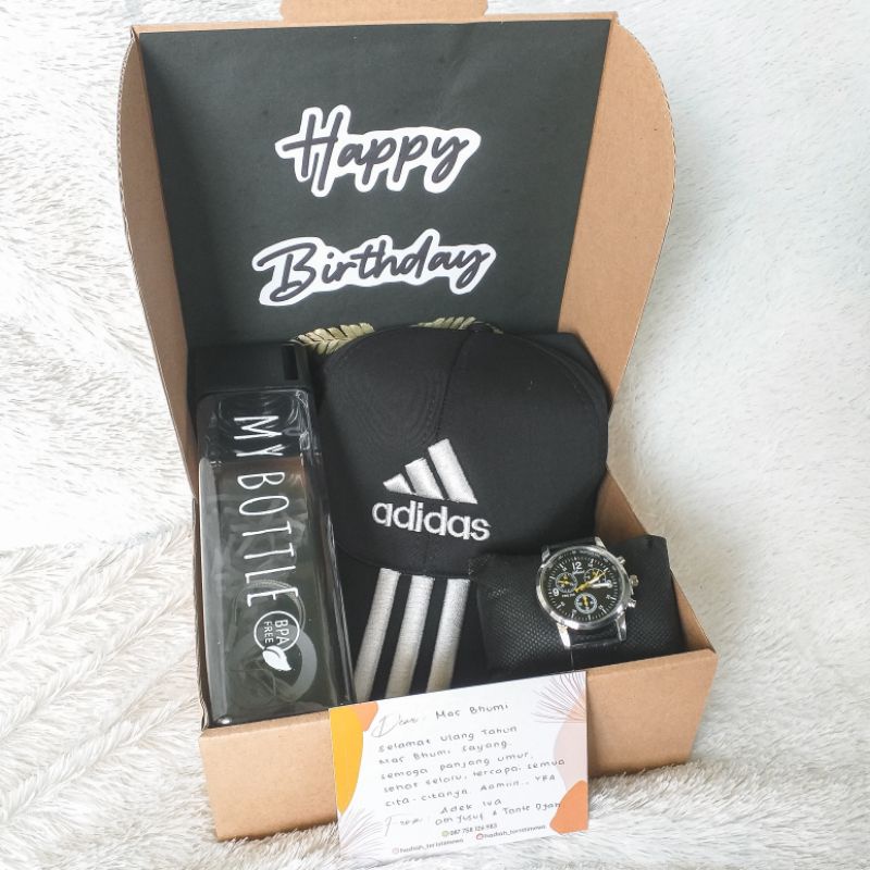 

Giftbox Cowo / Giftbox Hitam / Kado Cowo Ganteng / Kado Pacar / Kado Pacar Bucin Kalian