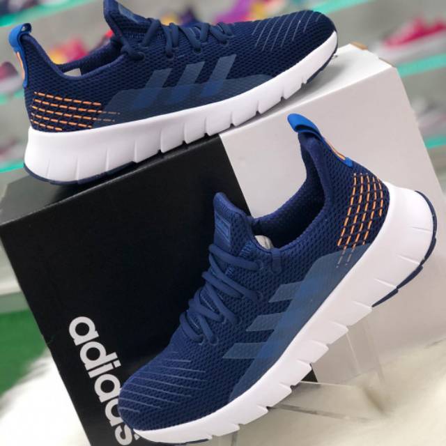 SEPATU ADIDAS ORIGINAL ASWEEGO EE8615