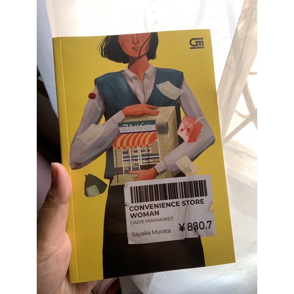 (PRELOVED) CONVENIENCE STORE WOMAN buku ori