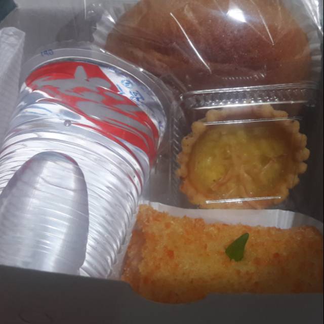 

Snack box enak, murah, lezat dan halal di Medan