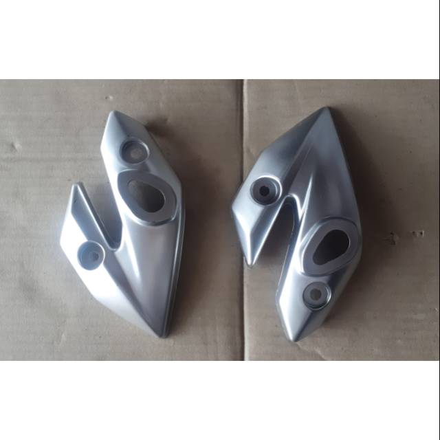 COVER SEN.TUTUP LAMPU SEN VIXION OLD..