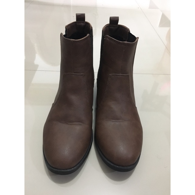 PRELOVED H&M Chelsea Boots
