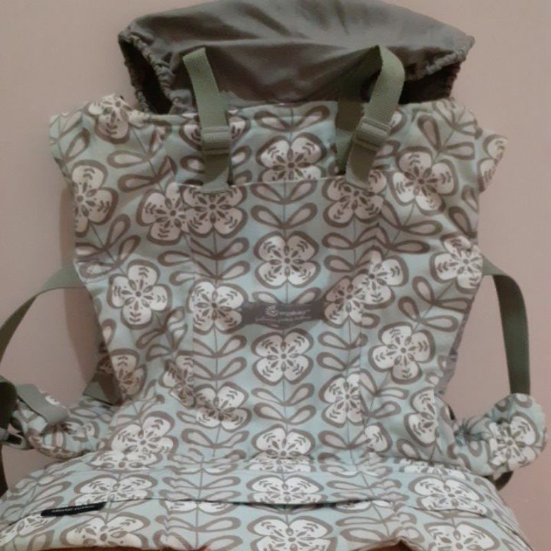 Preloved Ergo Baby Carrier Seri Petunia Pickle Bottom Gendongan Bayi
