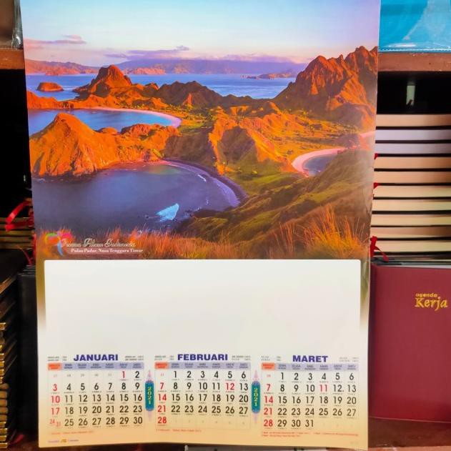 

TERKINI Kalender triwulan 2021 [6B6]