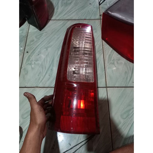stoplamp avanza 2004-2011
