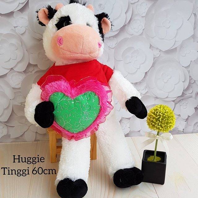 Huggie cow with heart