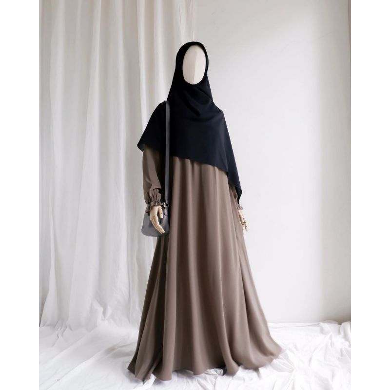 [PRELOVED] New Basic Dress by Auroraclo - Truffle size L