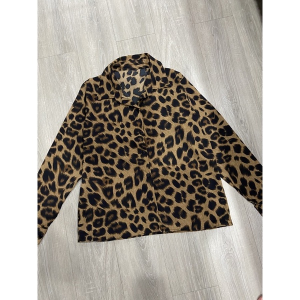 real pic kemeja fashion leopard LD 100 bahan rayon