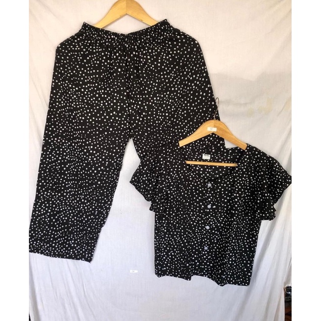 TERMURAH DI SHOPEE! SET CACA BUSUI-Hitam polka