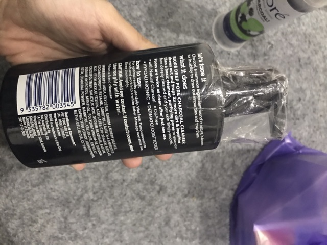 harga bioré deep pore charcoal cleanser