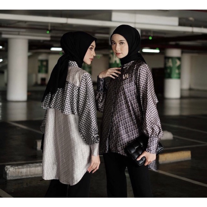 (PO) Signature Mono Shirt by Vanilla Hijab