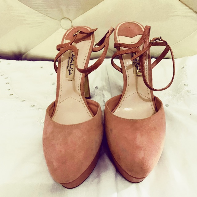 Heels charles&keith