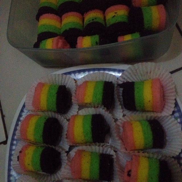 

Rainbow cake