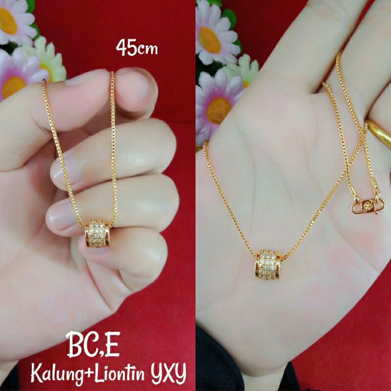 KALUNG LIONTIN BULAT FULL PERMATA