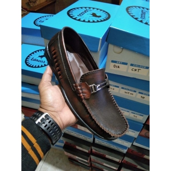 sepatu flat kulit asli berkualitas tinggi