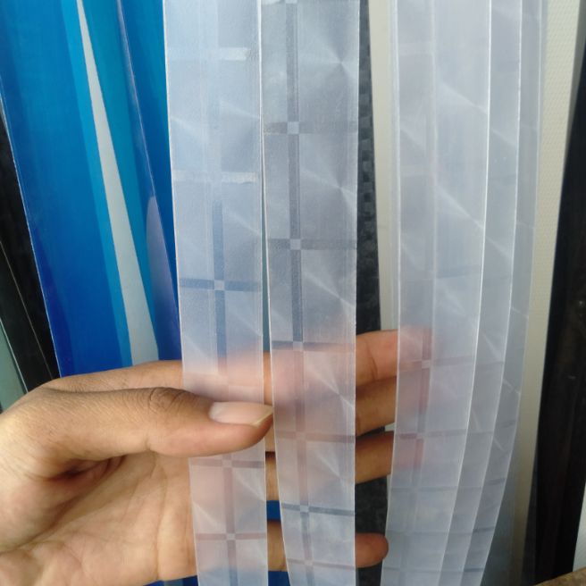 Sawangan Mika Permukaan Kasar Bercorak/Sawangan Layangan/ Bunyi Layangan Sawangan